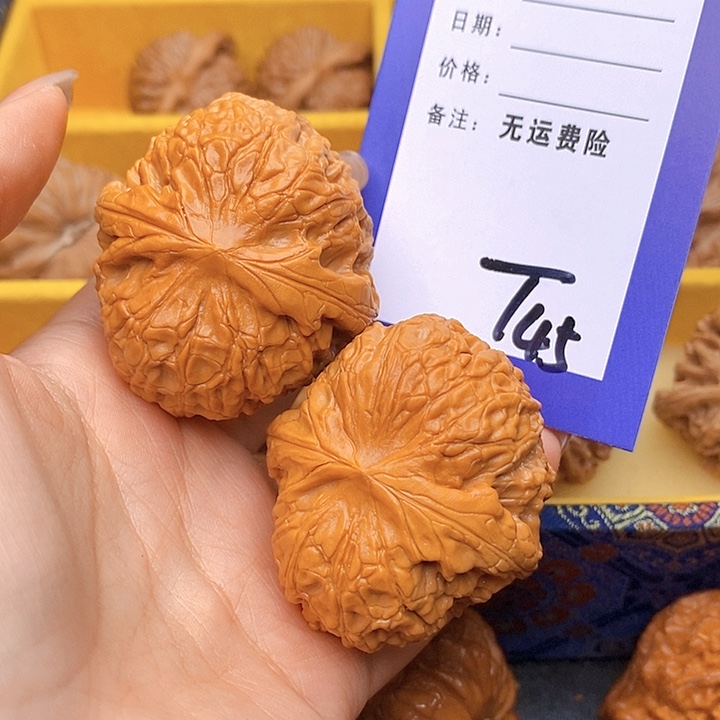 咯***啦把件文玩核桃文玩核桃大团圆