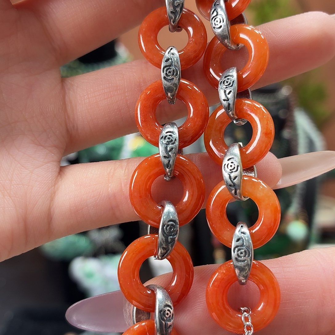 翡翠未镶嵌耳饰多样性发一手串