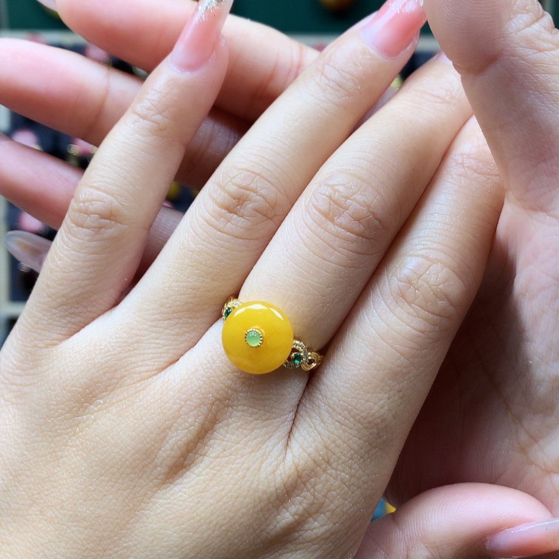 蜜蜡戒指银S925镶嵌戒指