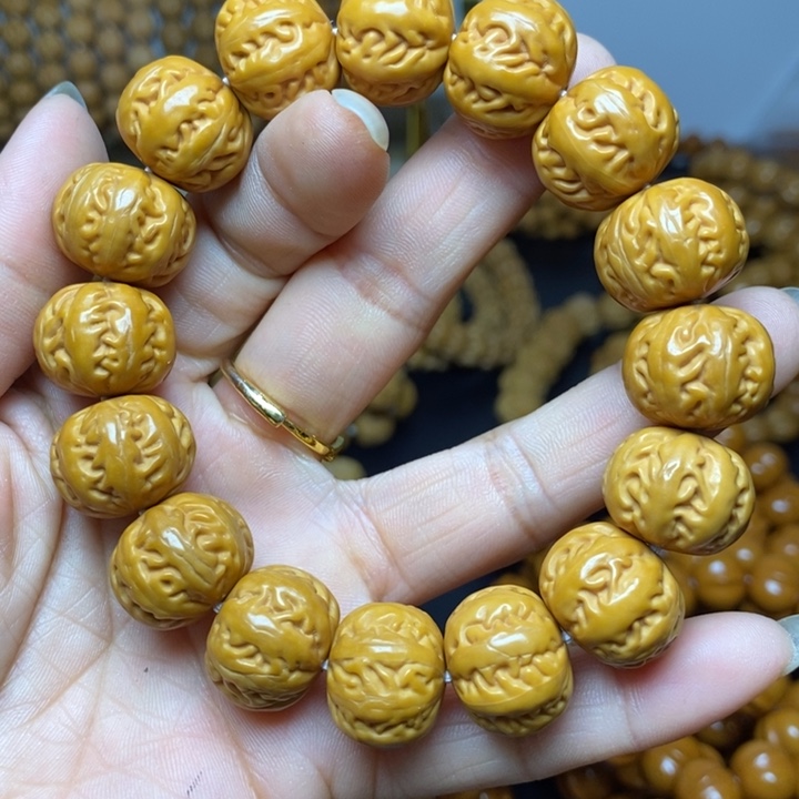 猴头核桃手串猴头