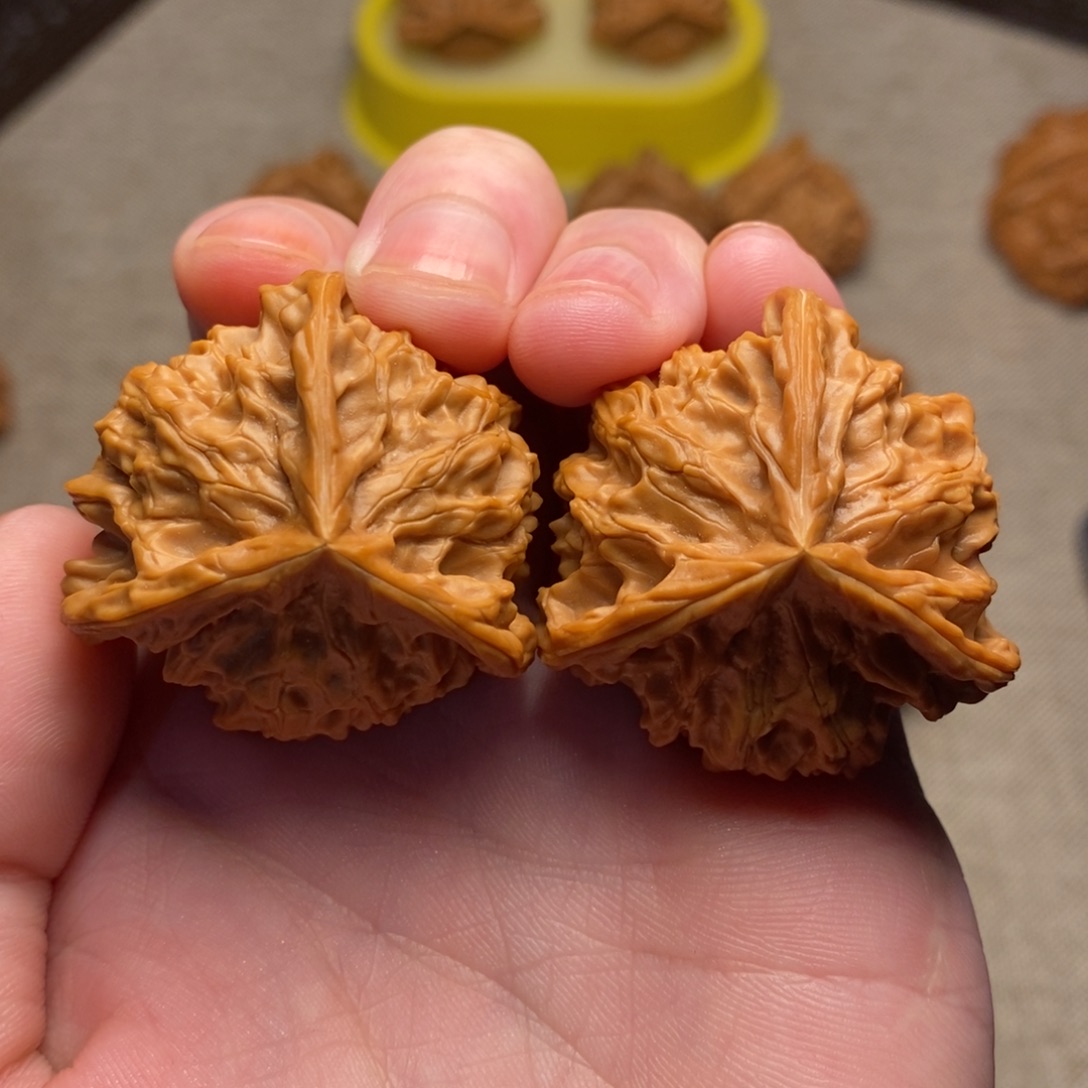 吊坠文玩核桃盘山三棱688