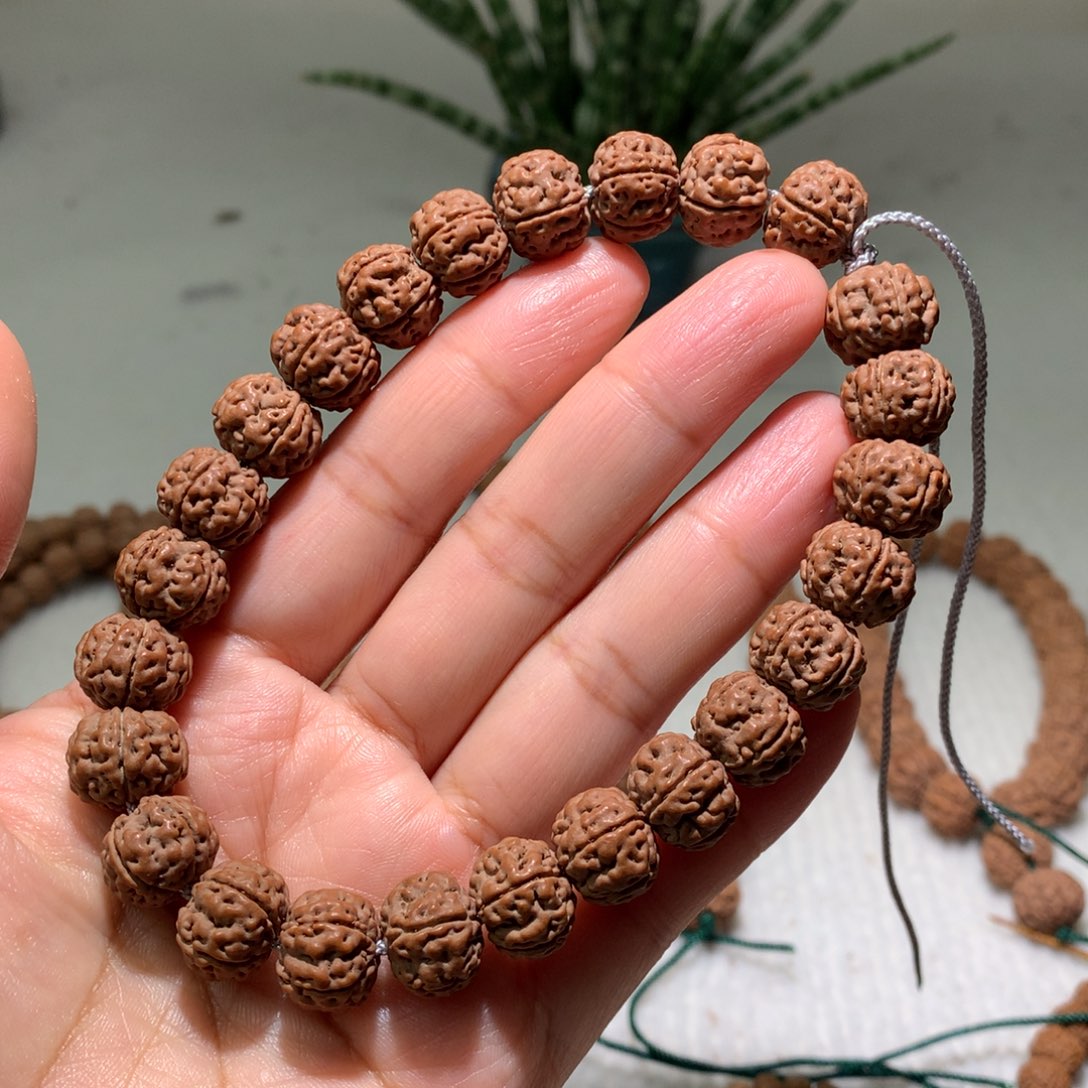 金刚菩提吊坠老树王手串12.7