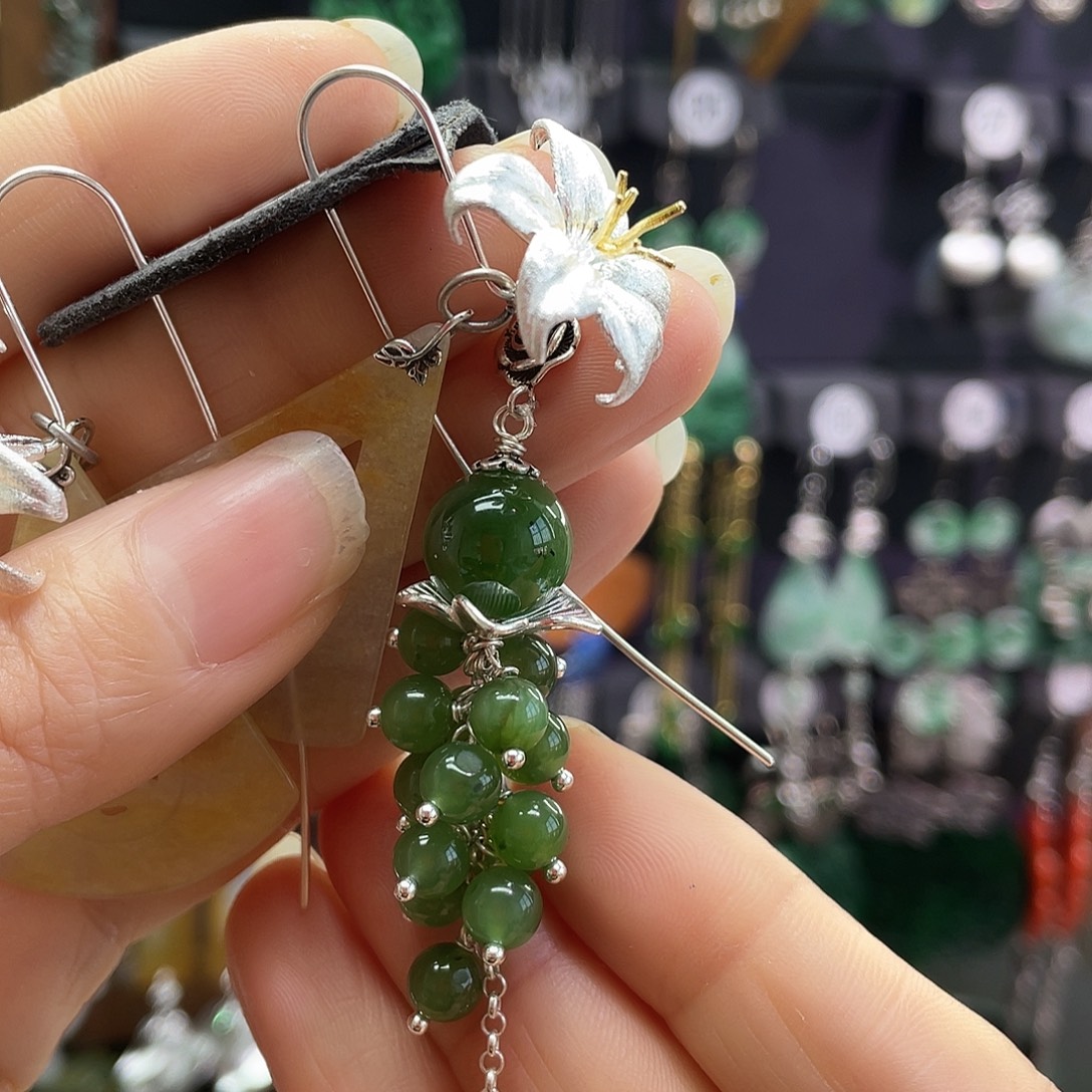 肉***子和田玉银S925镶嵌耳饰595hjjhj