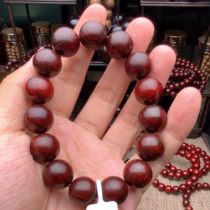 檀香紫檀（小叶紫檀）手串/手链1.5原汁原味原5星酒红底
