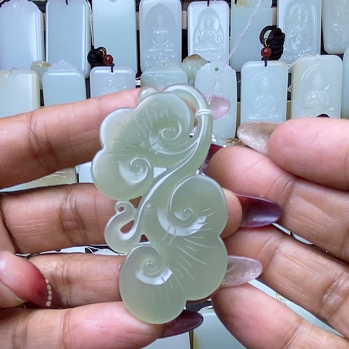 和田玉挂件未镶嵌