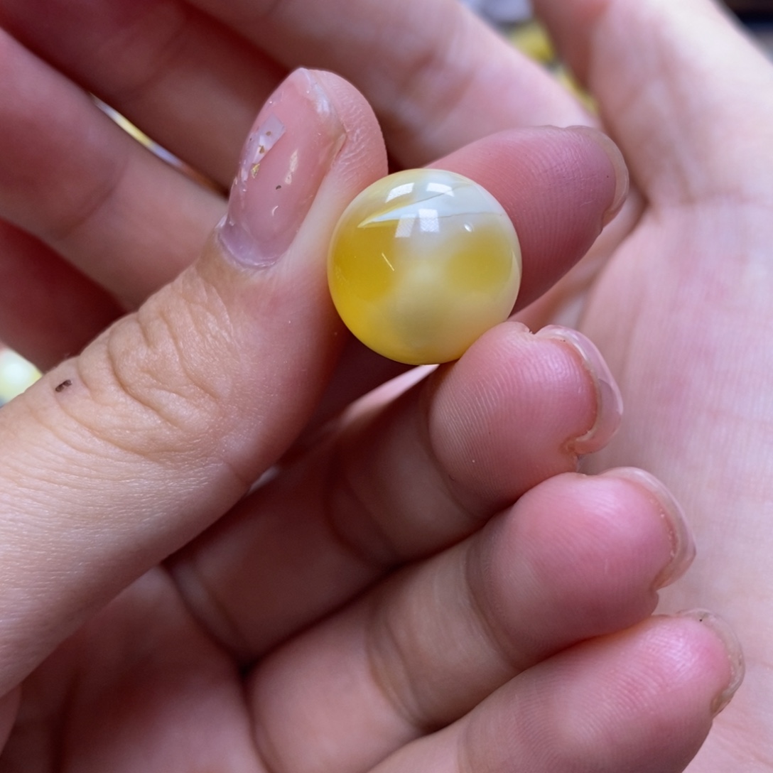 琥珀未镶嵌珠宝奇石14.7