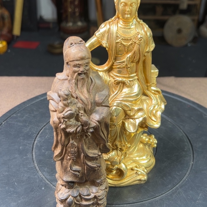 精品摆件工艺品等