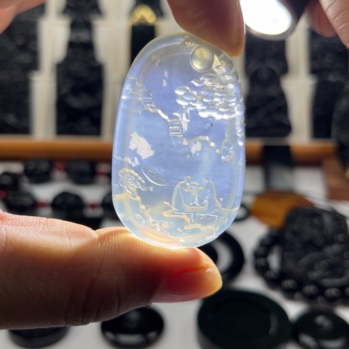 蛇纹石玉未镶嵌颈饰