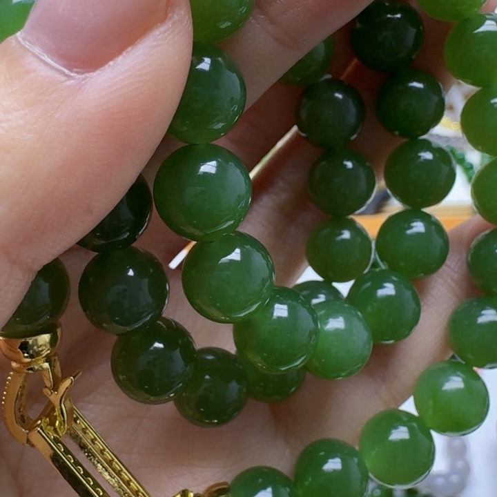 兰***姐和田玉未镶嵌手链