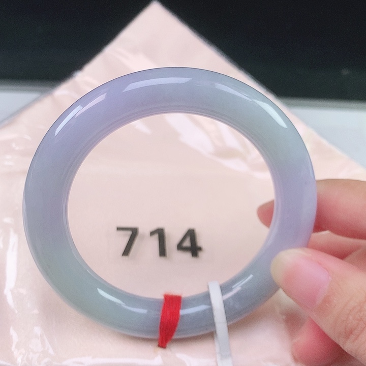 翡翠未镶嵌手镯翡翠