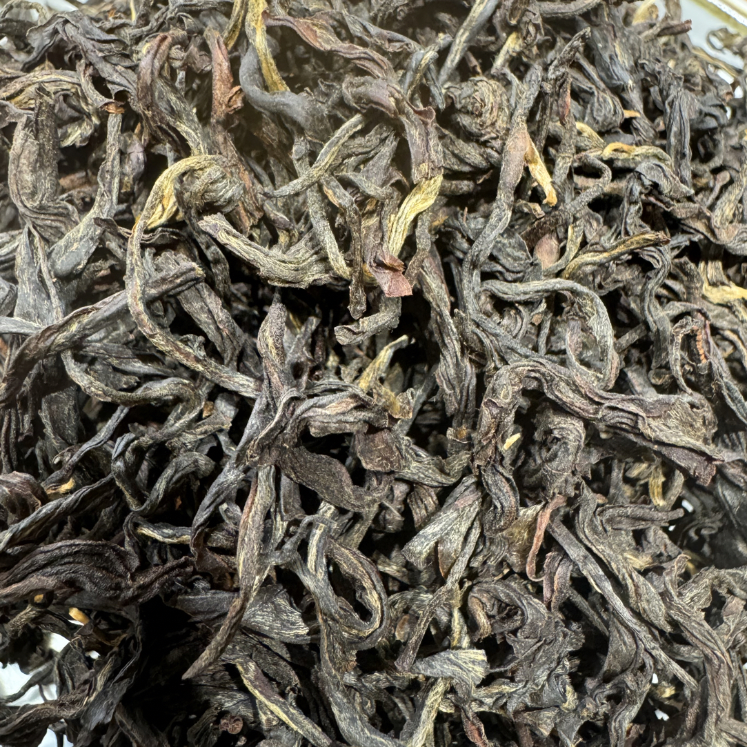 滇红毛峰红茶2025年临沧凤庆滇红头春头采精制茶叶