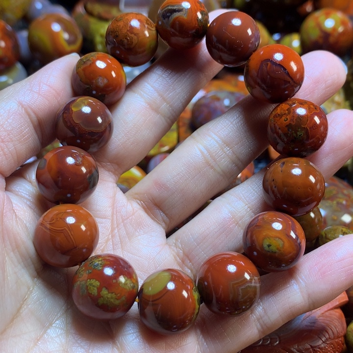 玛瑙/玉髓战国红手串未镶嵌《****》