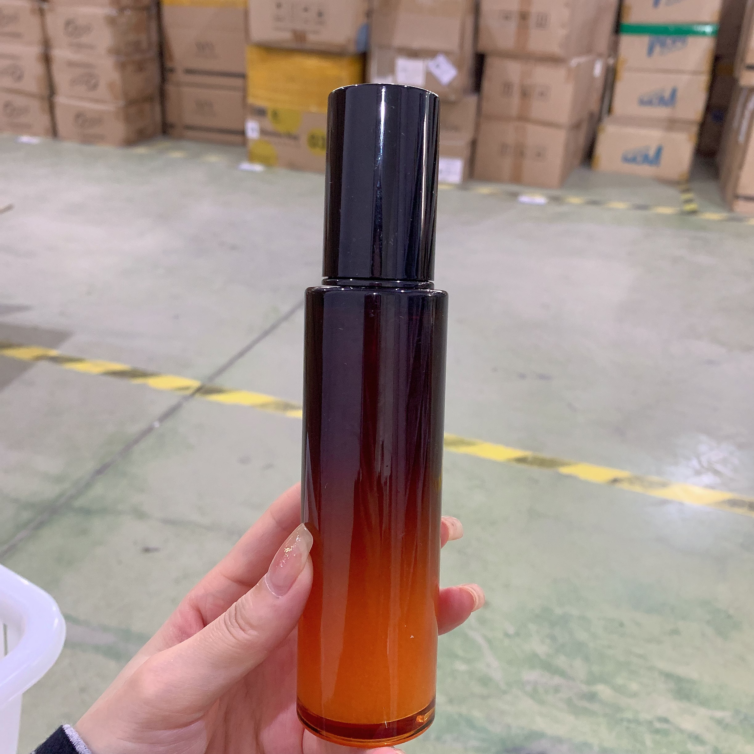 【H】曜白微精华乳90ml【裸瓶/瑕疵/有划痕】电商退件