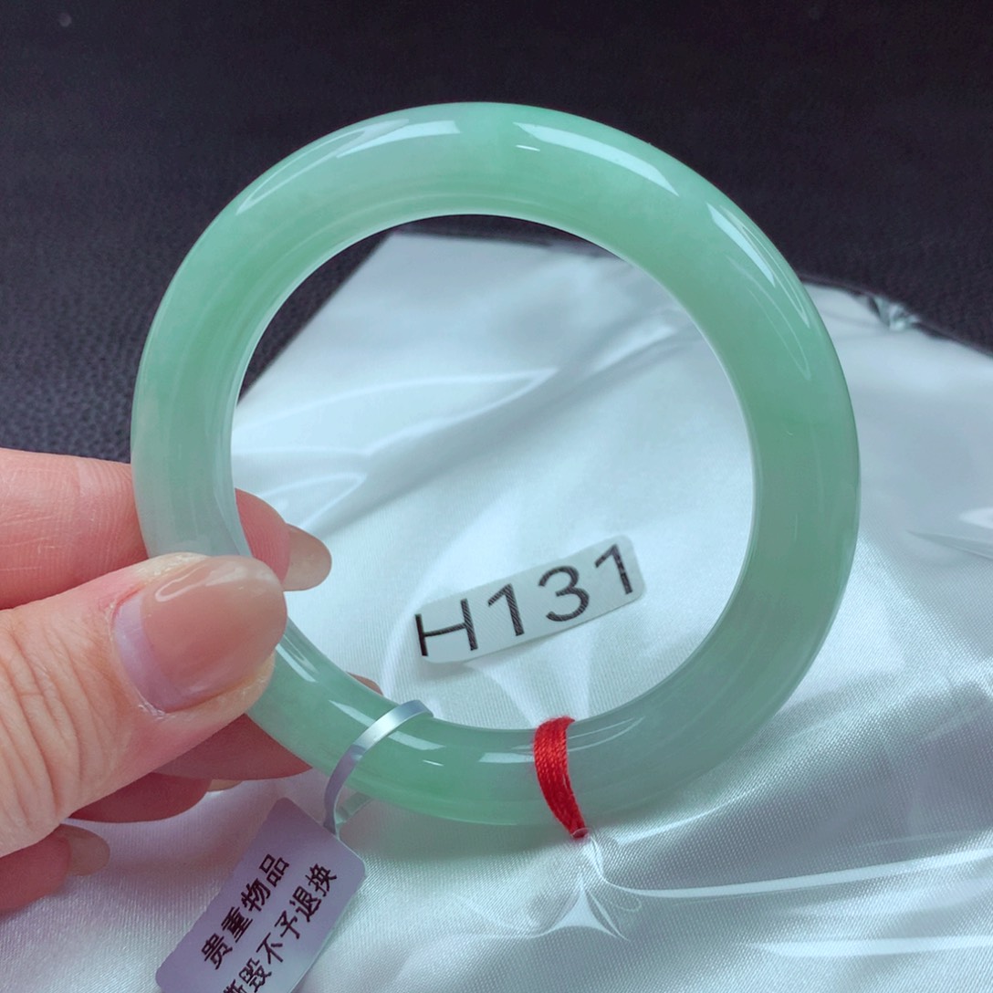 翡翠手镯未镶嵌手镯88