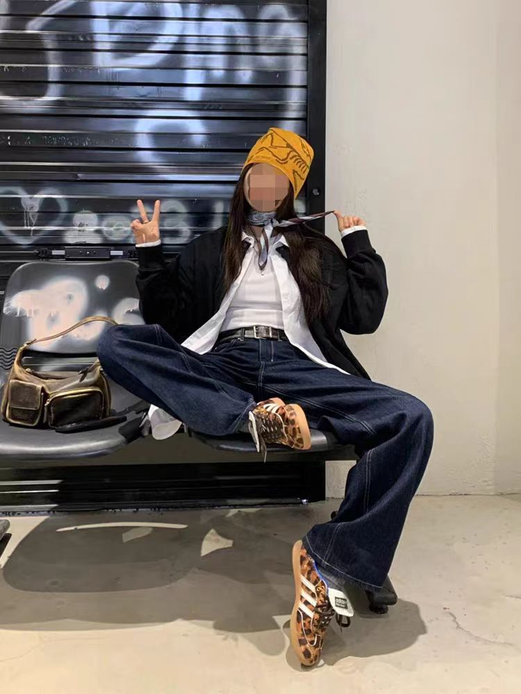 十三行高货孤品美式复古弯刀直筒阔腿牛仔裤冬季女款加绒牛仔裤