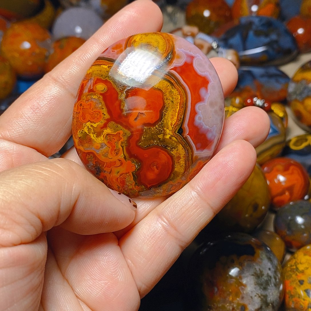 未镶嵌颈饰玛瑙/玉髓千****宝