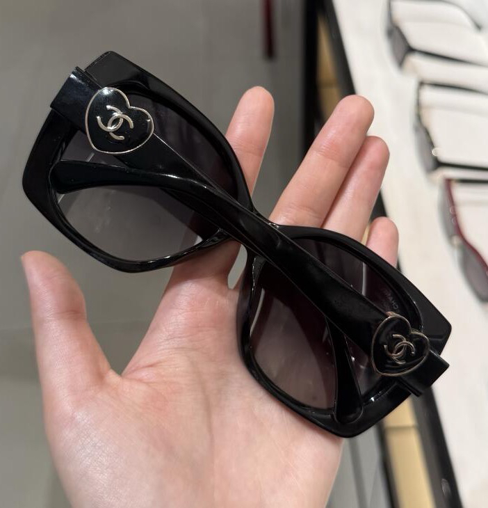 全新未使用 Chanel/香奈儿 CH5519墨镜爱心