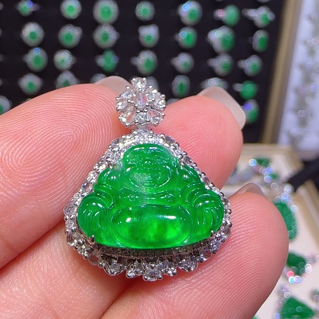 翡翠吊坠(不含链)18K金镶嵌佛公