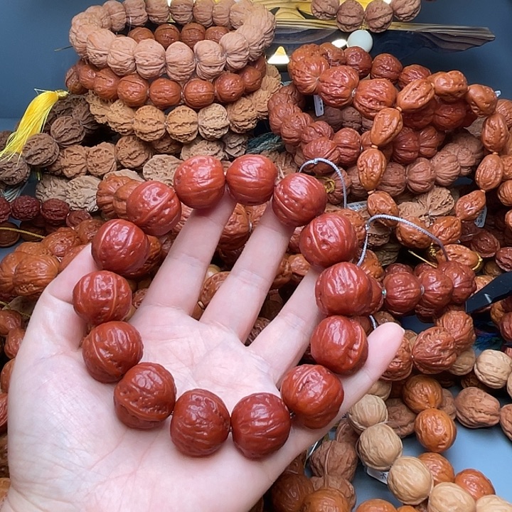 *****文玩核桃手串玉化皮