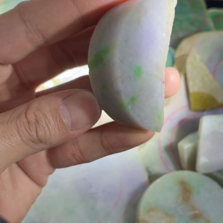 翡翠未镶嵌挂件片料