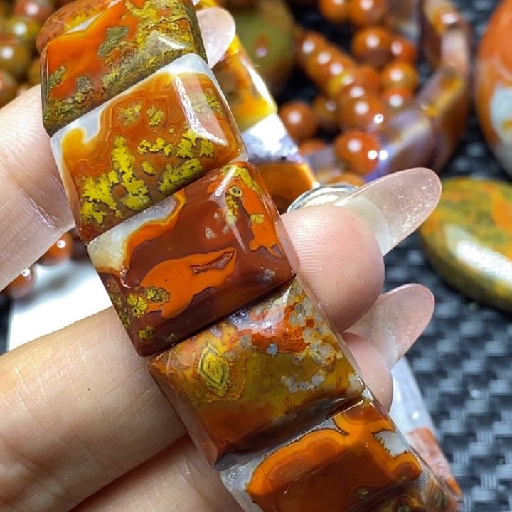 玛瑙/玉髓颈饰未镶嵌飞*