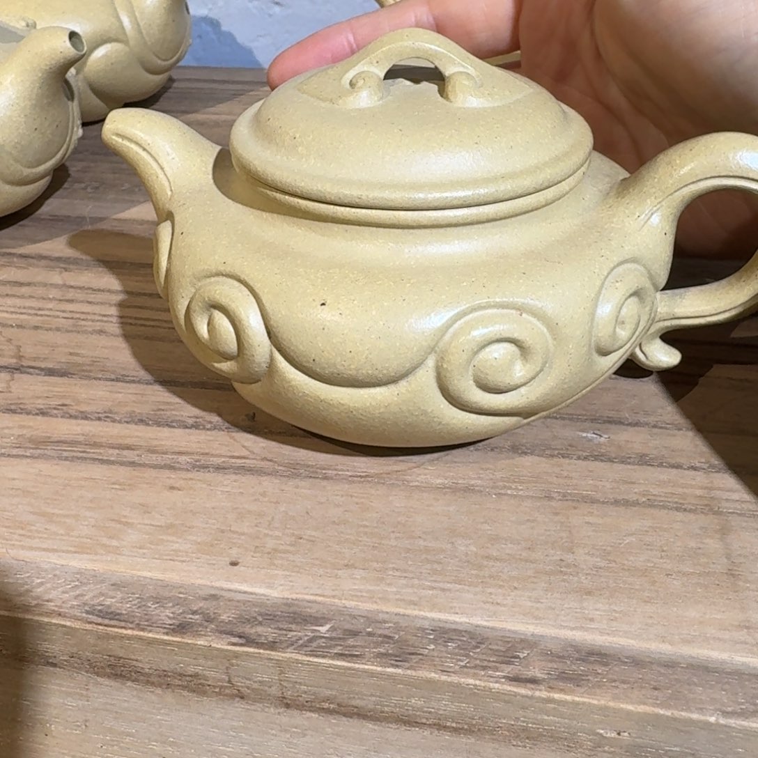 本山绿泥茶壶微瑕260毫升左右