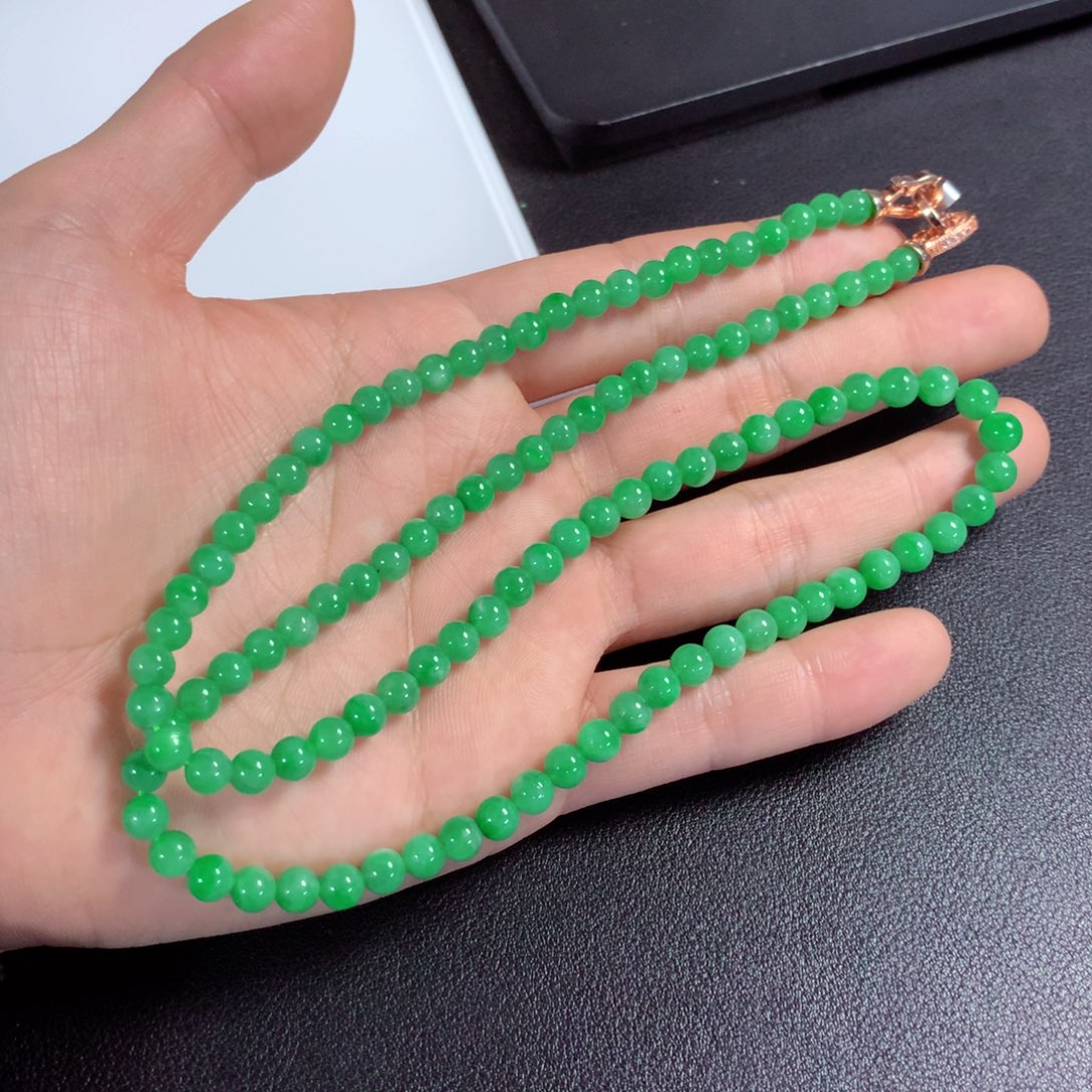 翡翠未镶嵌颈饰项链