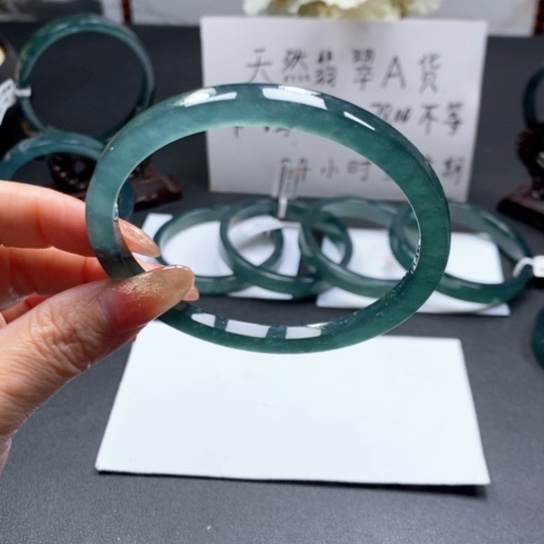 翡翠手镯未镶嵌蜡***新67尺寸