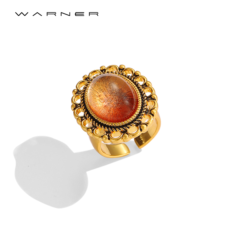黄铜合成锆石戒指 WARNER中古戒指复古铜镀金轻奢高级感女指环