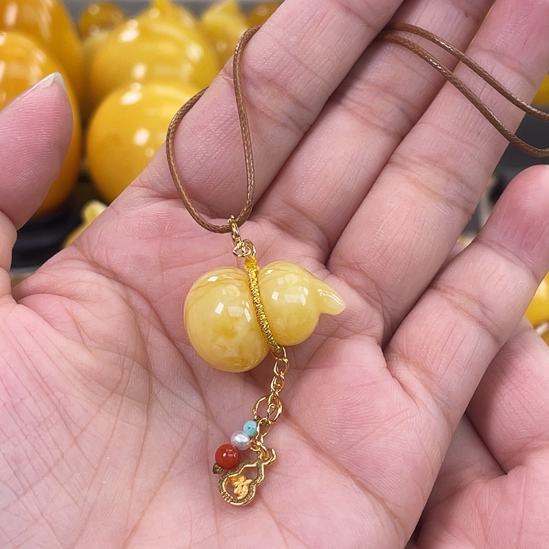 琥珀未镶嵌珠宝奇石h61