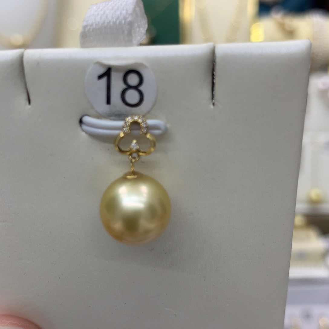 海水珍珠颈饰18K金镶嵌钻 石10-11