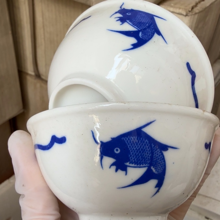 醴陵群力9厘米茶碗一对微瑕