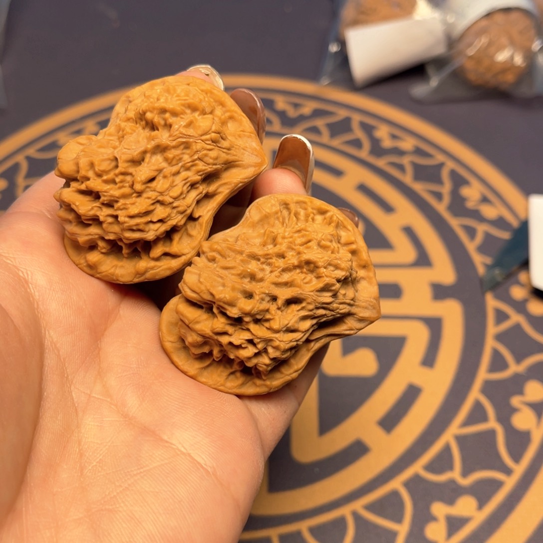 文玩核桃把件小鸟