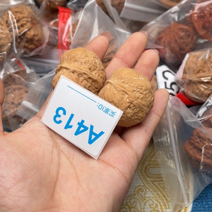 文玩核桃吊坠核桃