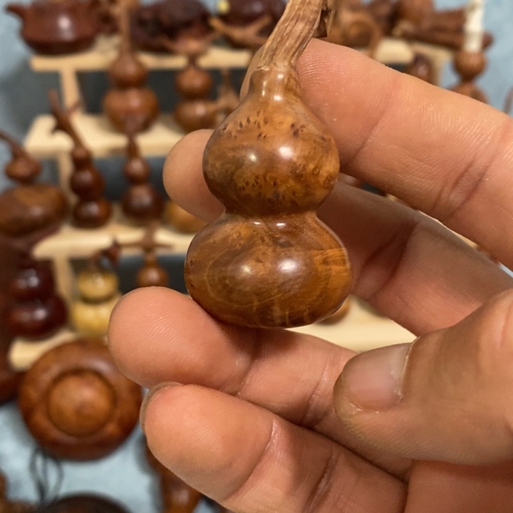 木9**0麻梨疙瘩手工雕刻葫芦