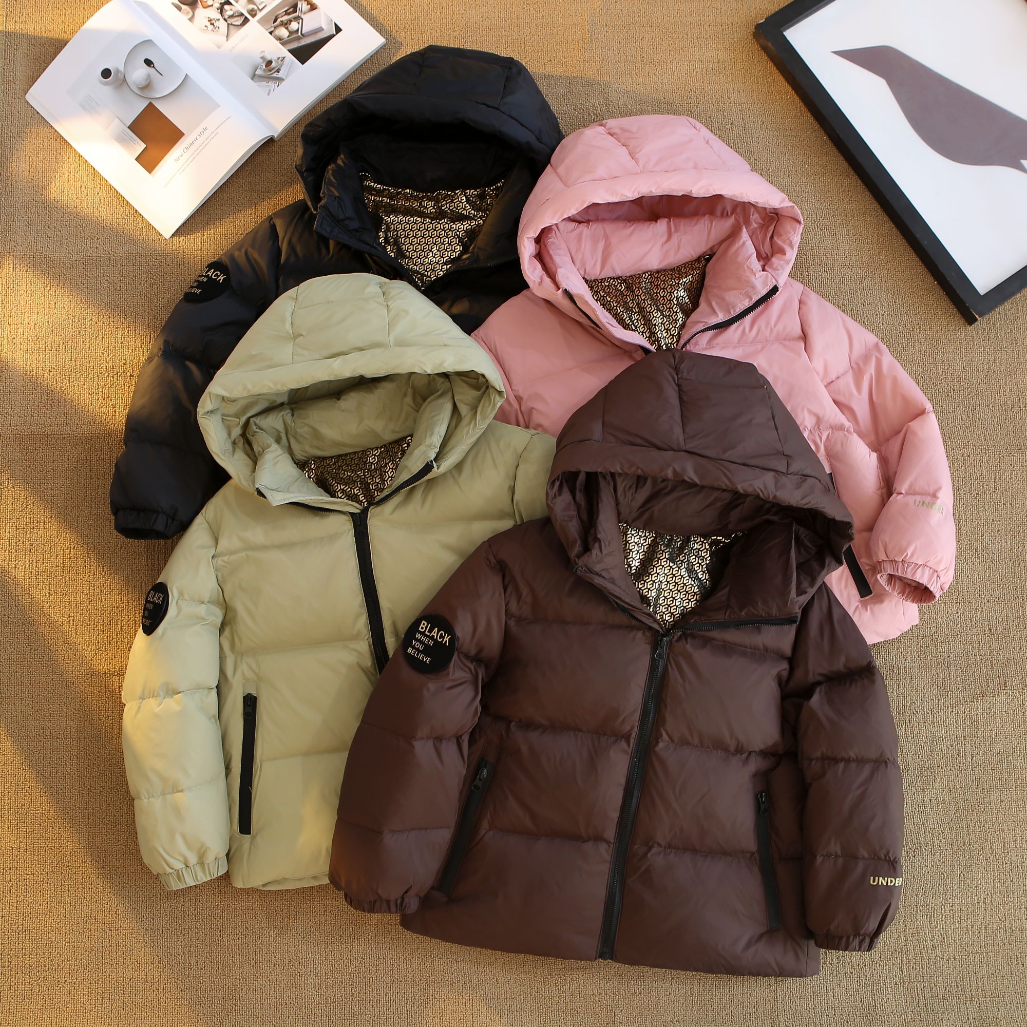 2儿童羽绒服黑金冬款新款高蓬白鸭绒防泼加厚保暖冬季连帽HJ1217