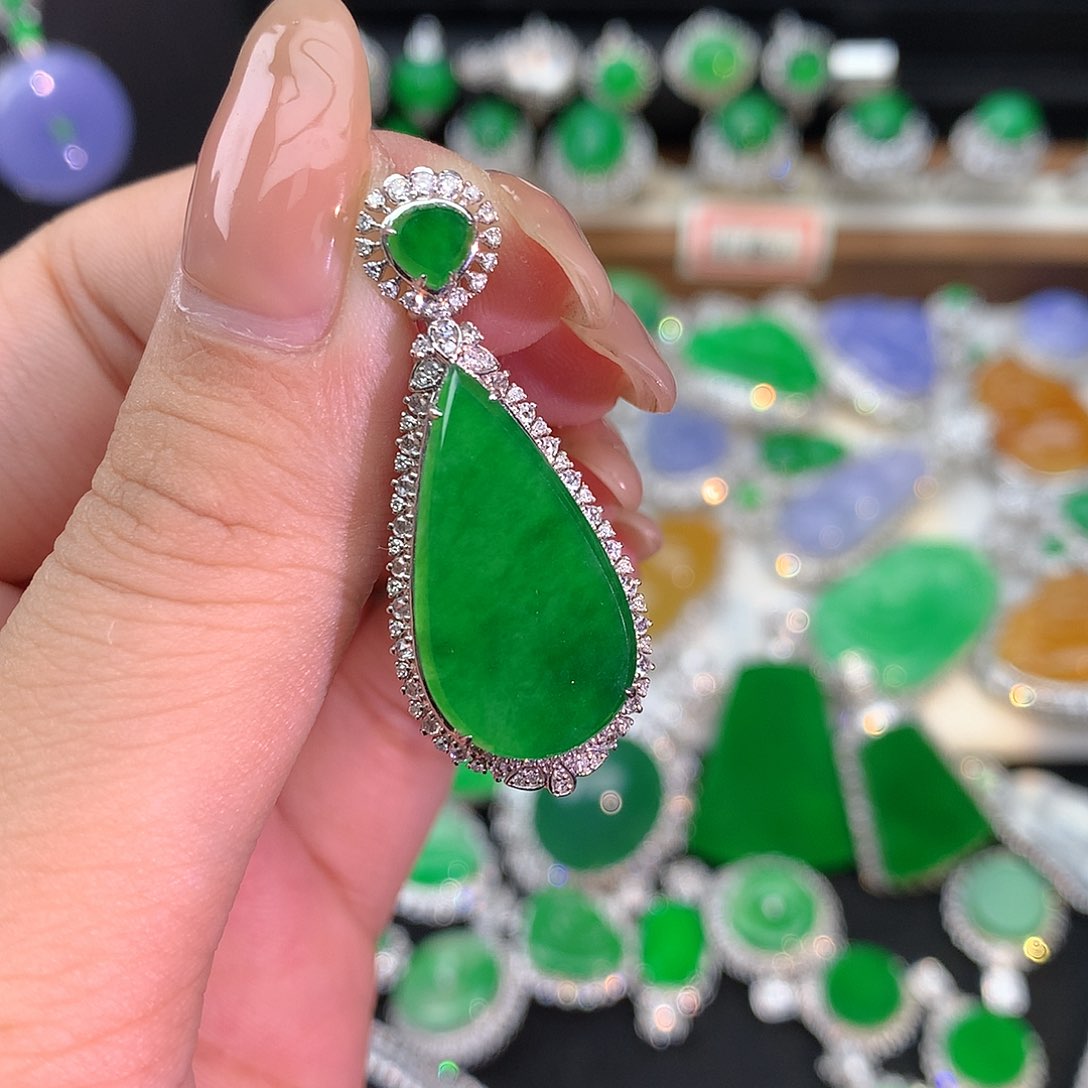 翡翠颈饰18K金镶嵌1111111