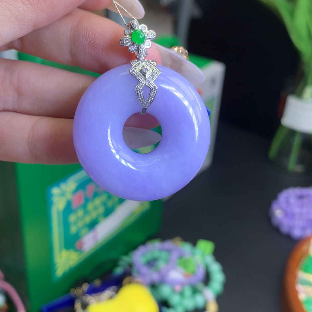 翡翠颈饰18K金镶嵌天然