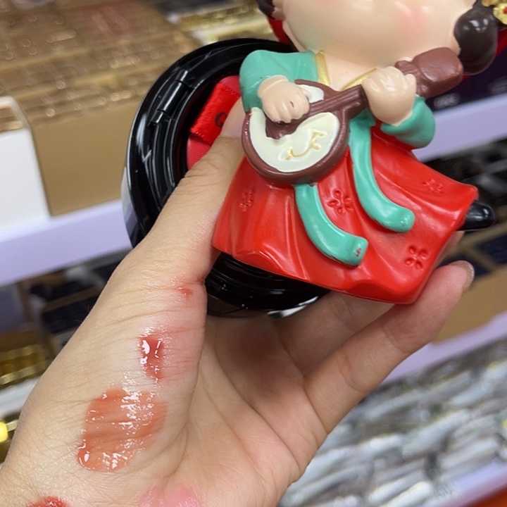 瓷片阿妈红垫子陶瓷娃娃