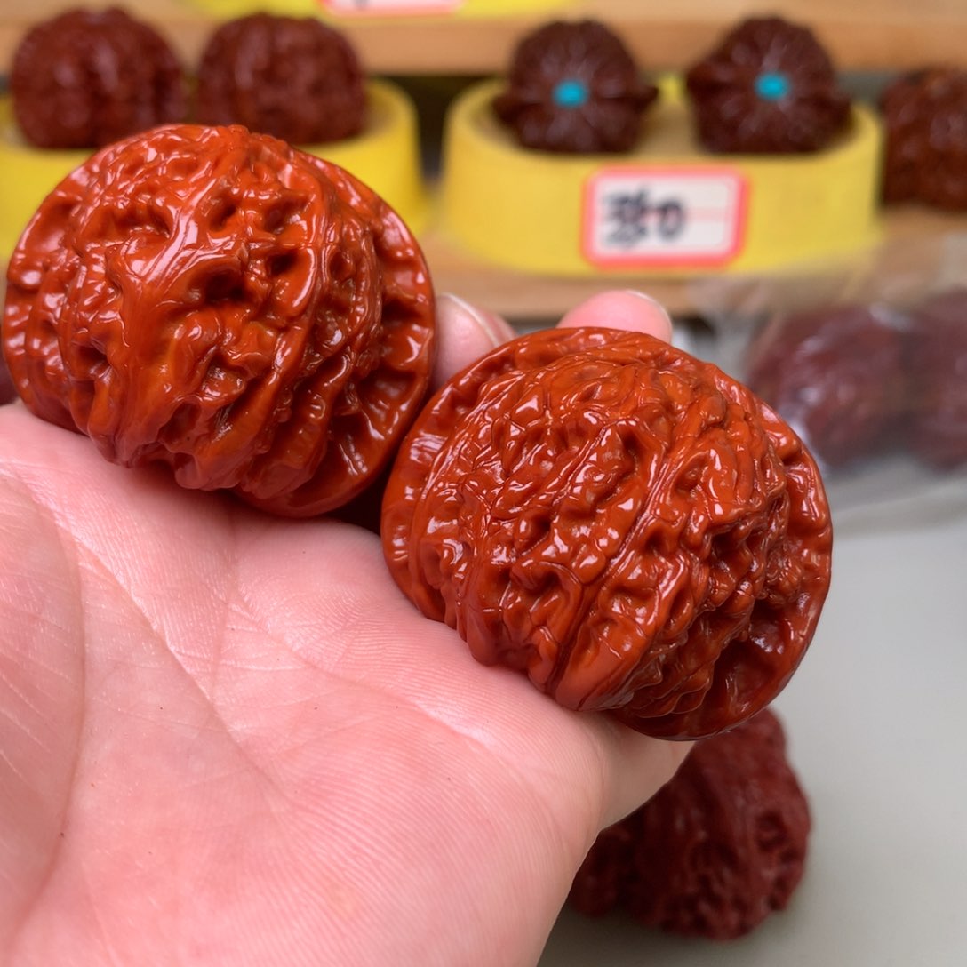 文玩核桃把件酷**六白狮子