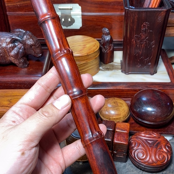 檀香紫檀（小叶紫檀）手工雕刻竹节香桶