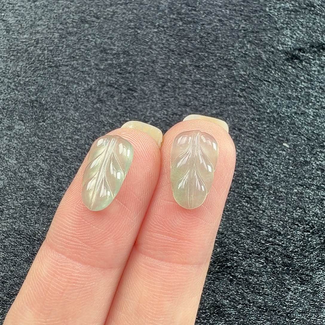 翡翠裸石老蓝水卡13.5叶子