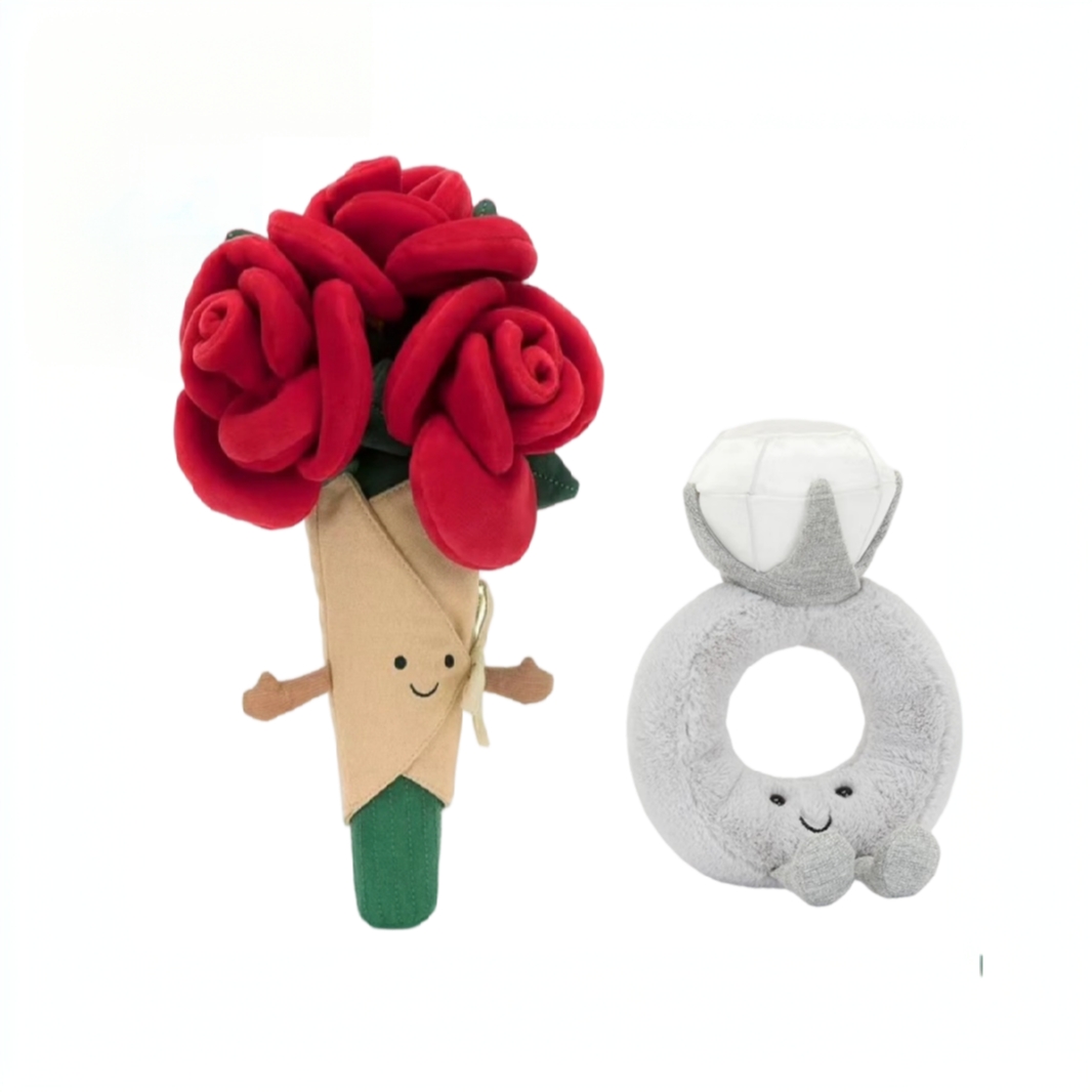 玫瑰花束手捧公仔毛绒玩具钻戒送女友情人节礼物玩偶