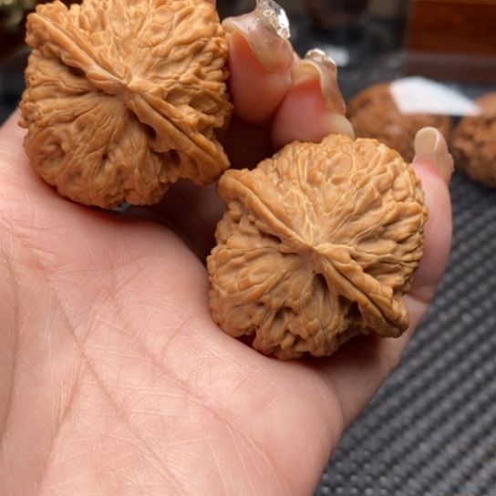 文玩核桃吊坠41全品三角白