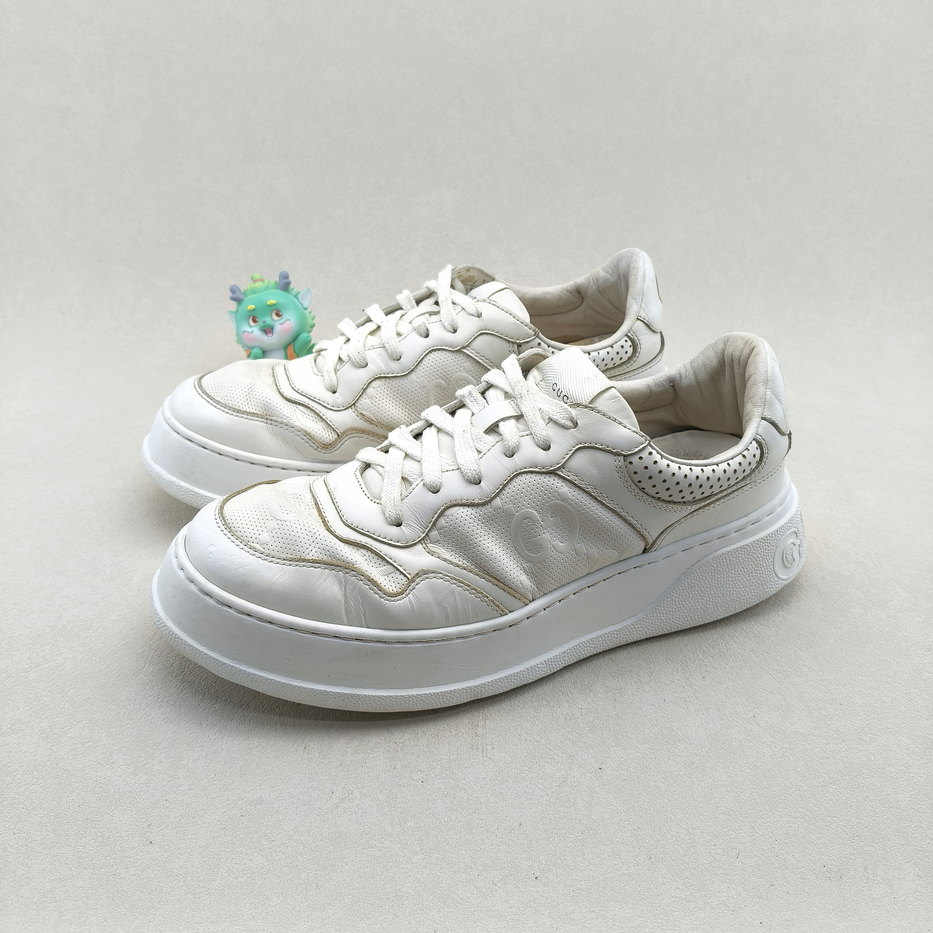 95新 GUCCI/古驰 42码/白色饼干鞋双G压印大logo 低帮厚底板鞋