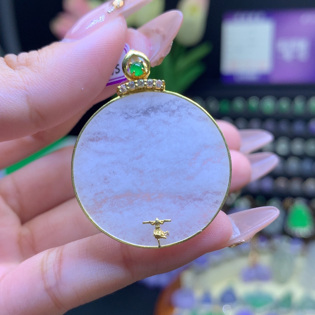 翡翠颈饰18K金镶嵌天然