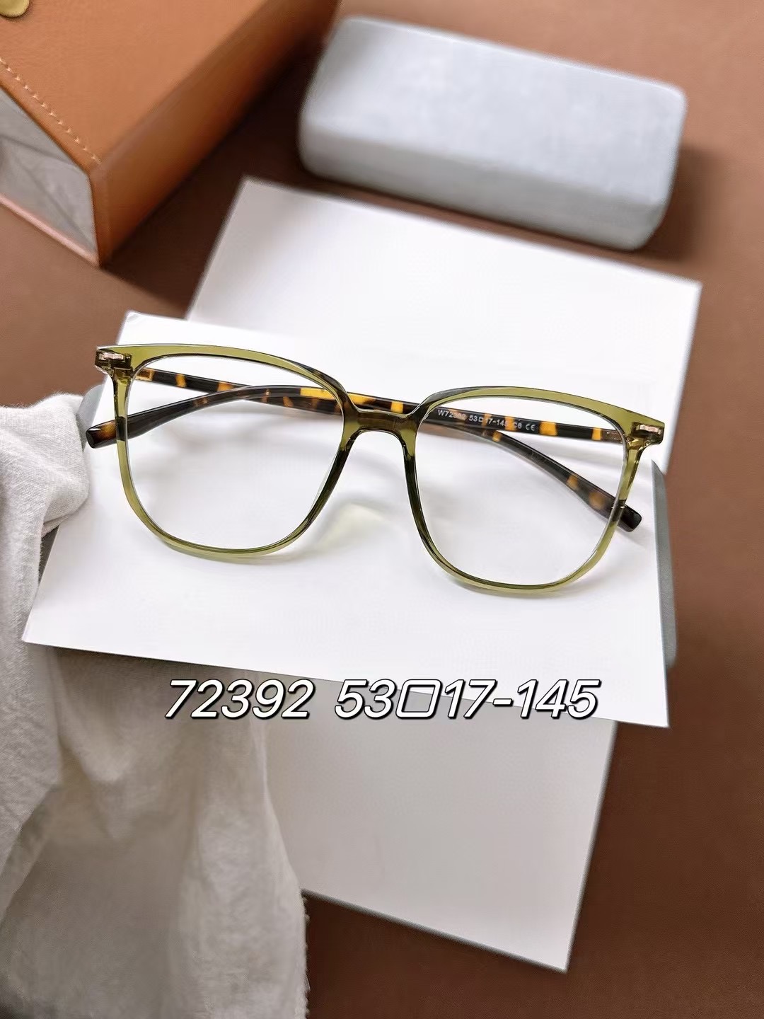 按偏码【A200-A450】2025网红气质时尚百搭复古平光防蓝光素颜神器