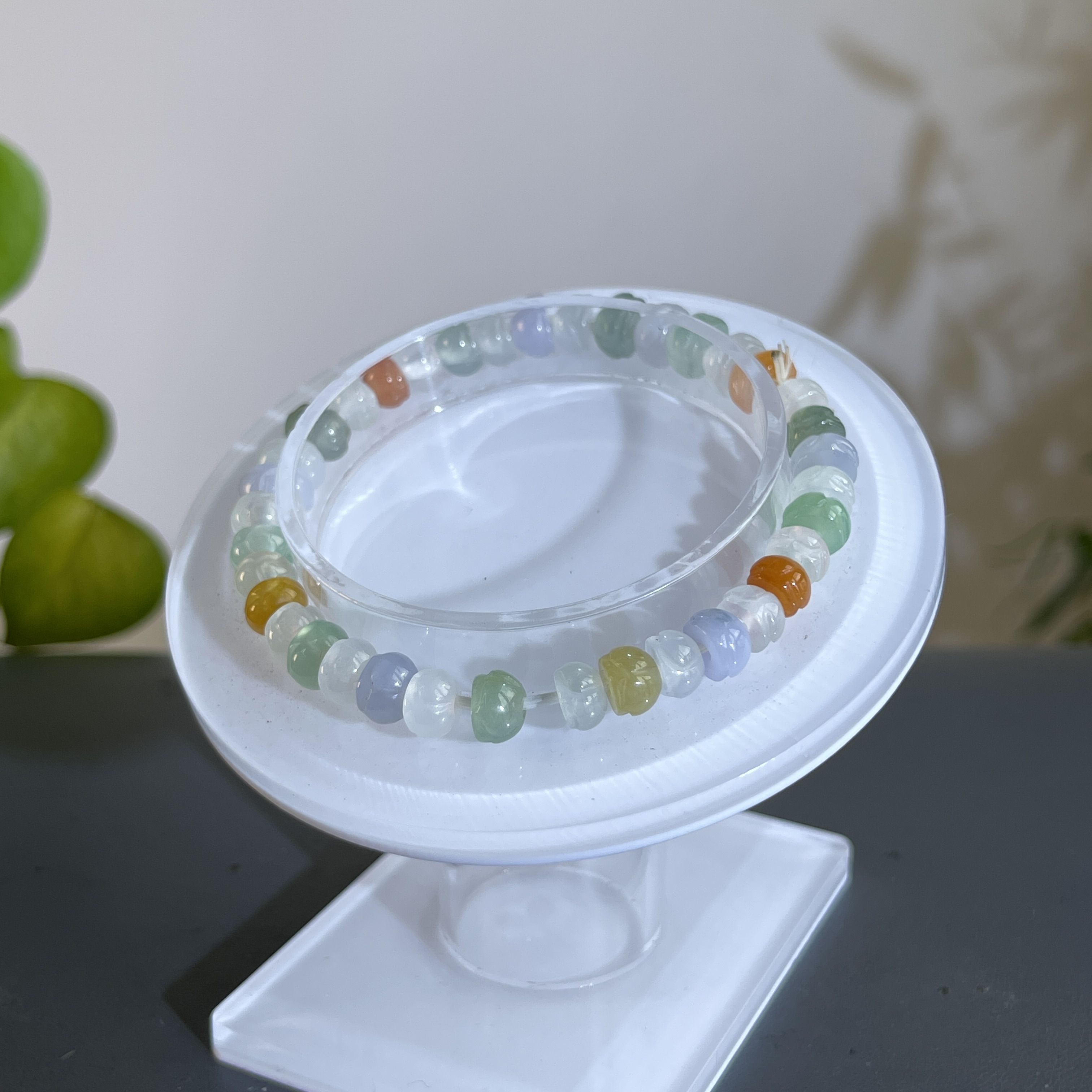 JCW05-116 天然缅甸A货翡翠  莲花手串