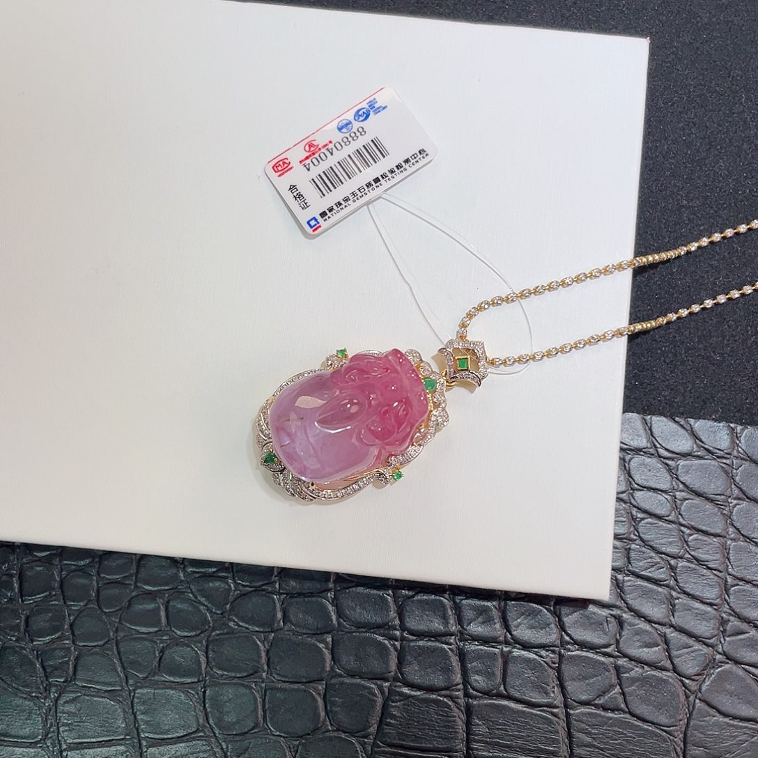 西瓜碧玺吊坠(不含链)18K金镶嵌 粉紫色 貔貅