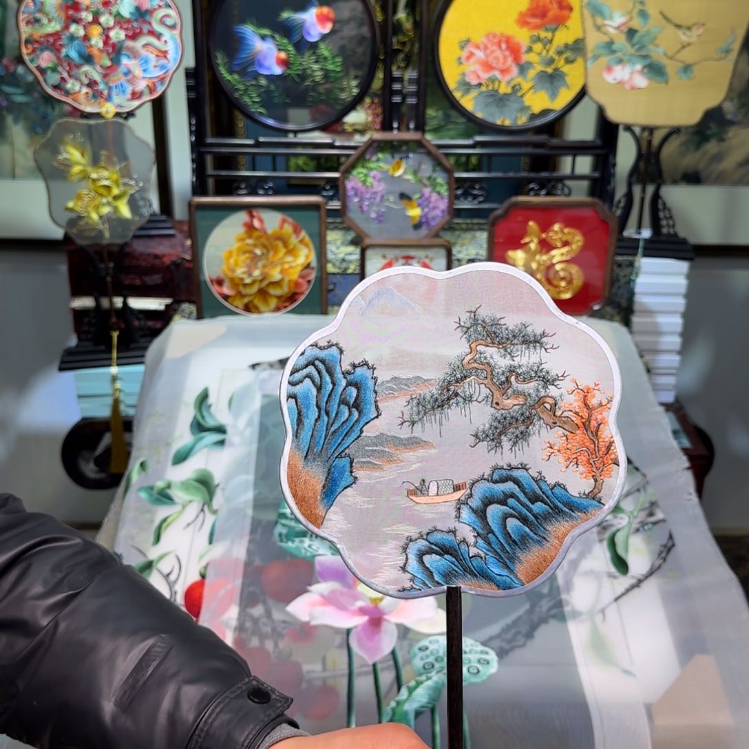 刺绣刺绣工艺精湛